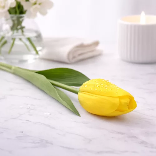 62 cm-es Élénksárga Selyem Tulipán – Élethű Hosszú Szárú Művirág Dekoráció