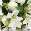 Prémium 40 cm-es fehér / krémfehér vegyes művirág csokor – 12 szálas elegáns liliom és tulipán dekor