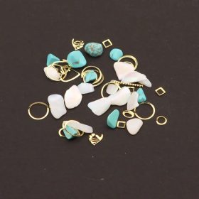 Körömfüggő 3D díszítő kövek - korall, kagyló