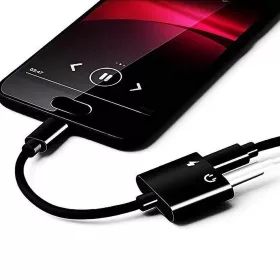   Audio adapter - Type-C / 3,5mm Jack + Type-C töltő aljzattal - Fekete