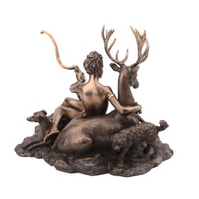 Vadászó Diana szobor - fém