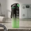 650 ml-es motivációs sport kulacs időjelöléssel és szívószállal – BPA-mentes ivópalack, zöld-fekete