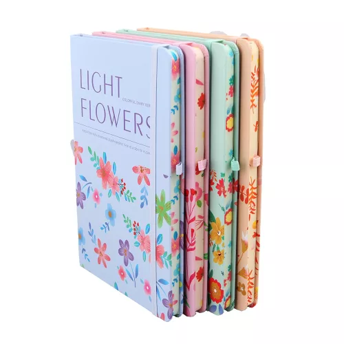 Jegyzetfüzet  A/5 gumis, vonalas, kemény fedelű, Ligth Flowers - kék