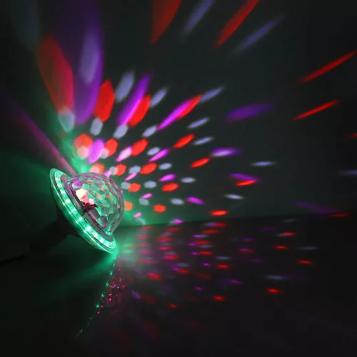 RGB LED disco fényű, bluetooth hangszóróval mp3 lejátszó és party fény