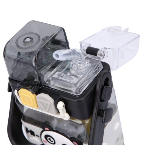 Téglalap alakú gyerek kulacs – fekete pandás, szilikon szívószálas, 0,75 L