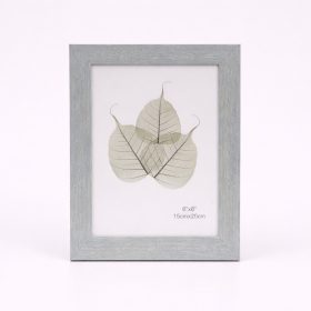   Modern képkeret 19×24 cm – 15×20 cm fotóhoz, világosszürke fa hatású kivitelben