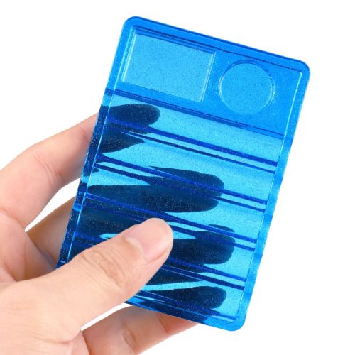 Körmös paleta ecsettartóval 