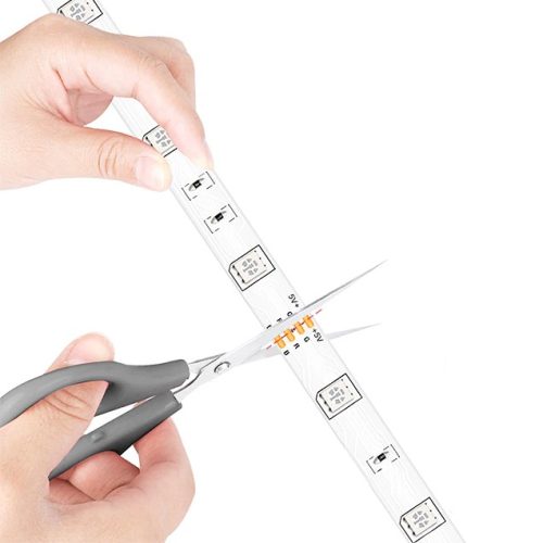 LED szalag RGB színes 5 méteres vízálló, készlet távirányítóval és tápegységgel