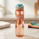 1000 ml-es szívószálas sport kulacs csuklópánttal – BPA-mentes ivópalack, narancs-kék
