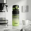 500 ml-es szívószálas sport kulacs – BPA-mentes ivópalack, fekete-zöld