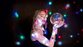 Fények, hangulat és stílus, avagy a disco gömb lámpa varázsa